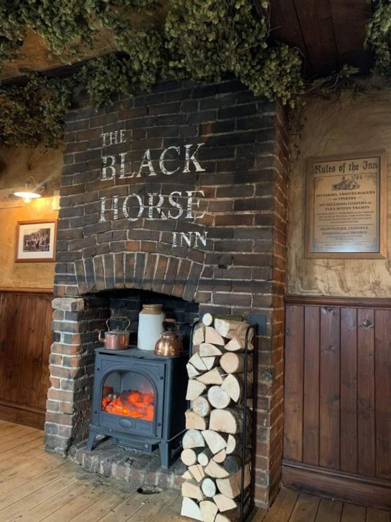 The Black Horse Inn Maidstone Eksteriør bilde